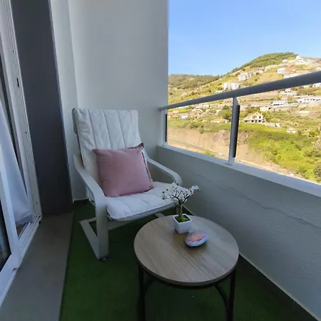 Апартаменты Art House Madeira Iii - With Pool Канису